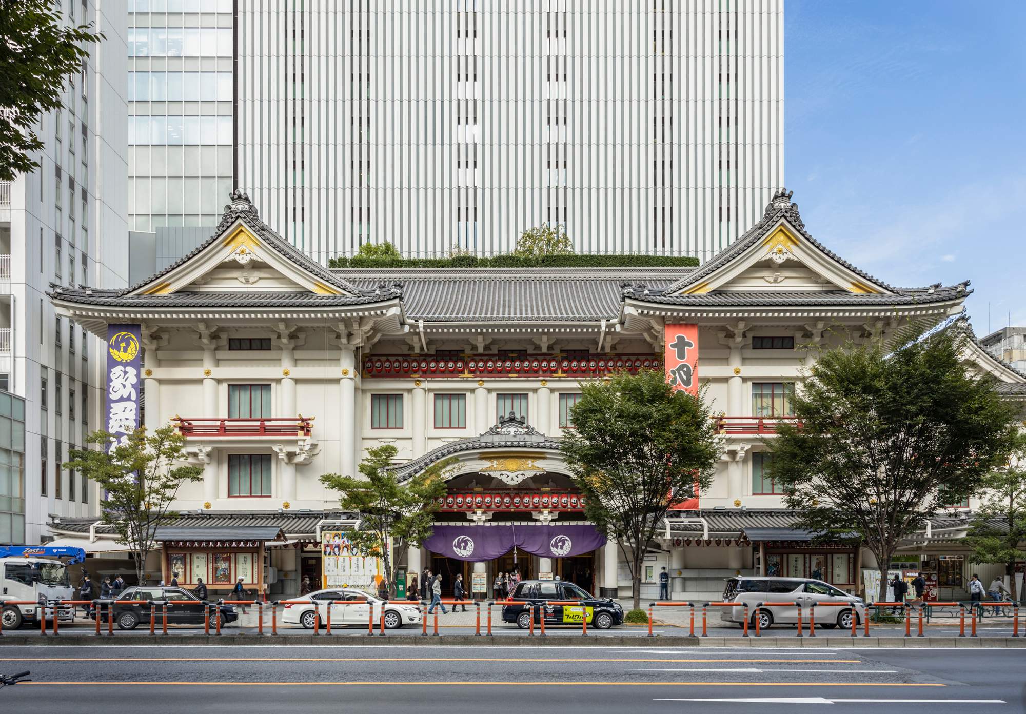 ben_richards_ginza_kaibukiza_01.jpg