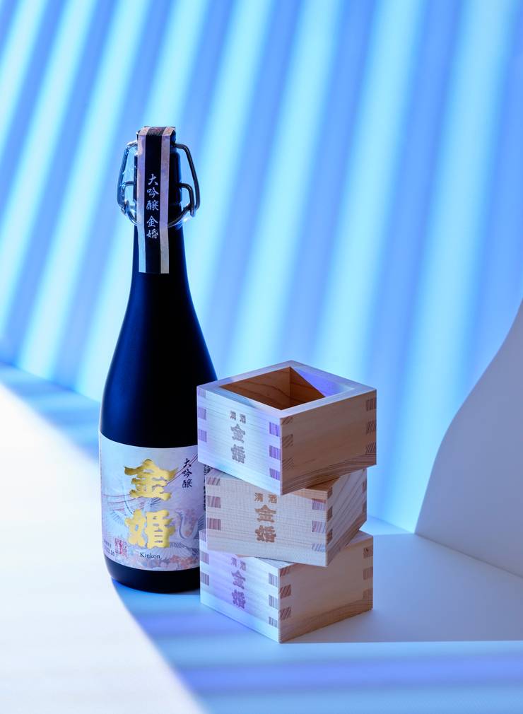monocle-tmg-bottle-sake.jpg