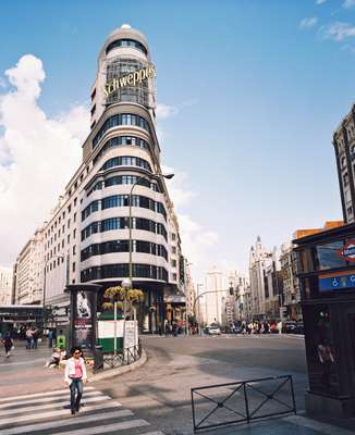 Carrión Cine Capitol building in Plaza Callao