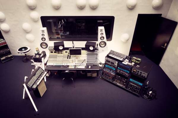 Rupert Neve-designed mixing consoles 