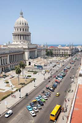 View of the Capitolio from the Saratoga