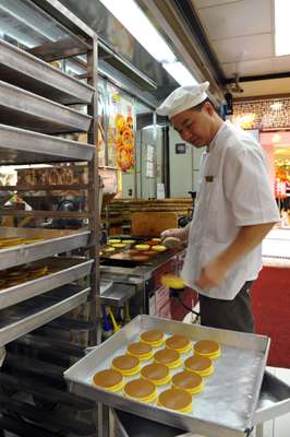 “Fast” food, Macau-style