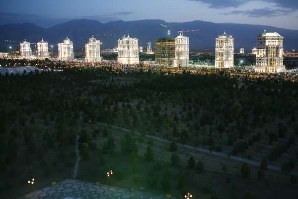 The new marble apartment buildings in Berezengi