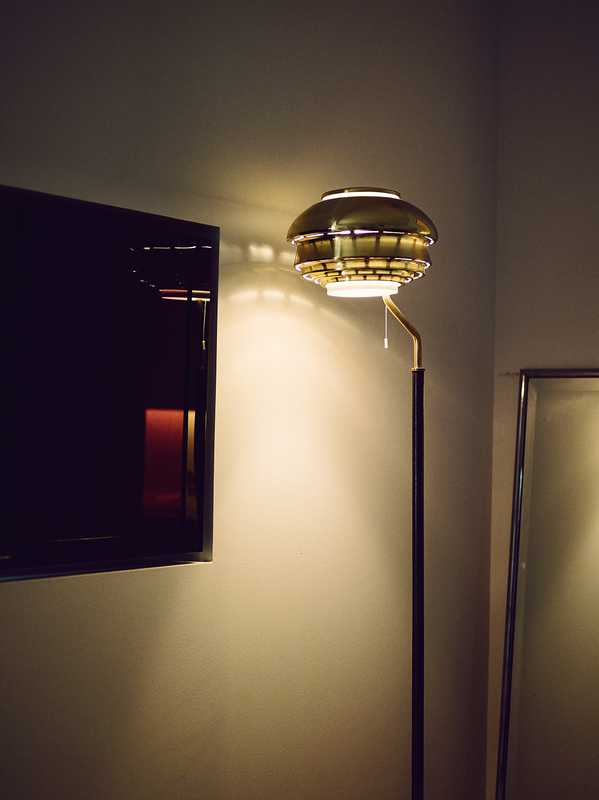 A808 brass floor lamp by Alvar Aalto for Artek (1955-56) 