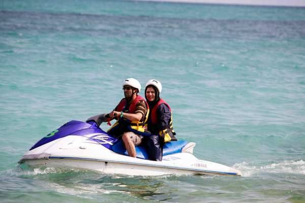 Jet skiing, hijab still required