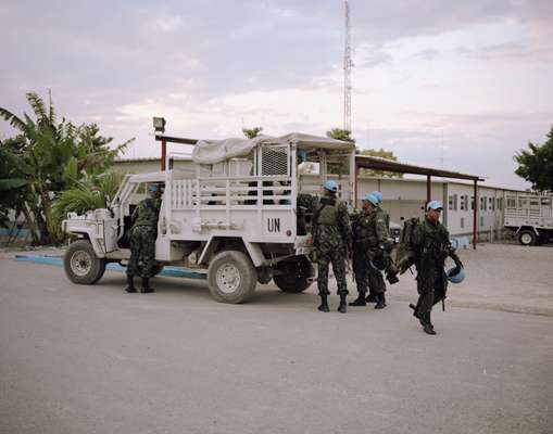 Brazilian troops returning to General Barcellar Base 