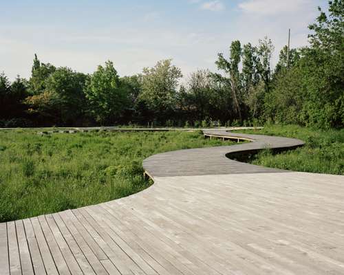 Wooden walkways at Brooklyn Naval Cemetery Park