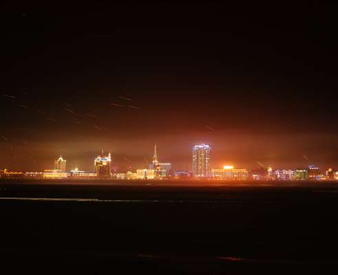 Heihe at night seen from Russia