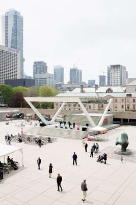 Lunchtime performance in Nathan Phillips square 
