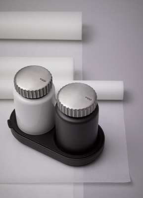 3.Vipp/salt and pepper mill