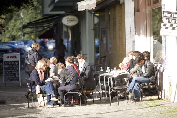 Outdoor cafés 