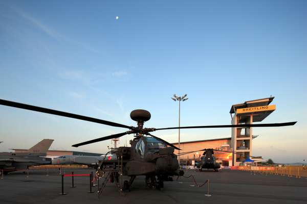 Boeing AH-64 Apache