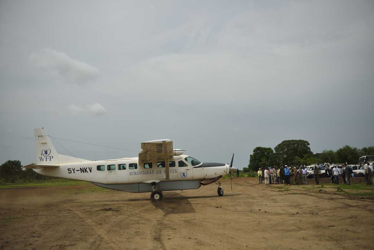 The Elders’ plane lands at Doro airstrip