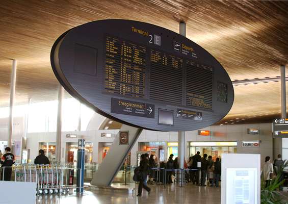 Display at Charles de Gaulle airport