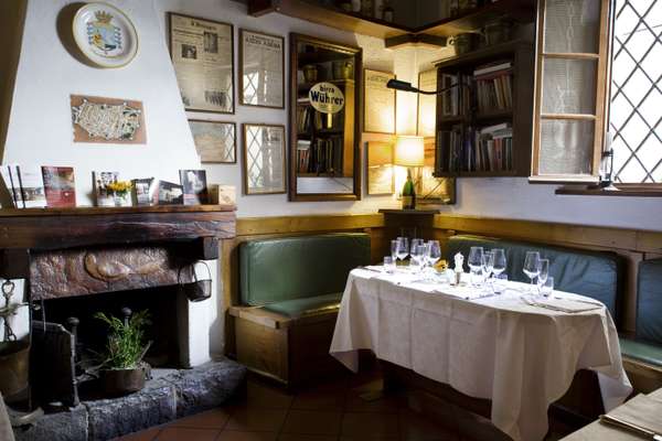 Cosy dining at Buca di Sant’Antonio 