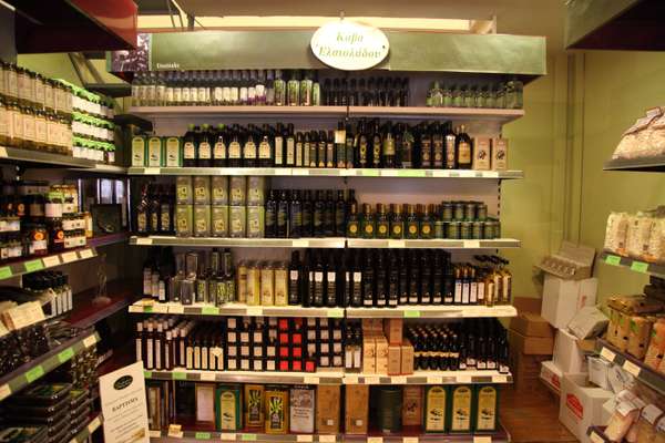 Olive oils from To Pantopoleion producers