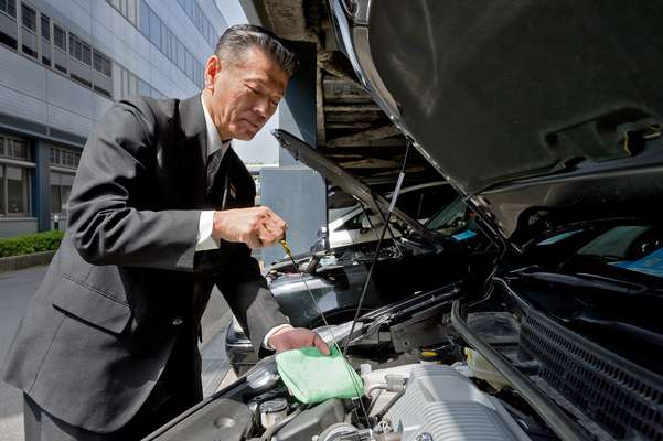 Routine checks before leaving the depot for the day