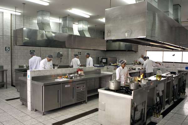 Students at their work stations in Pachacutec
