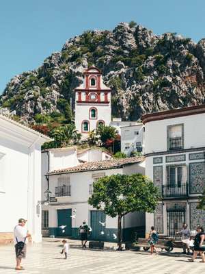 Plaza in front of the town hall