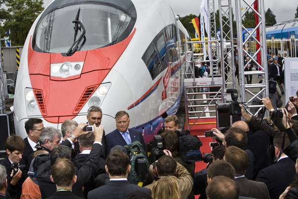 Presentation of the Russian high-speed Siemens train 