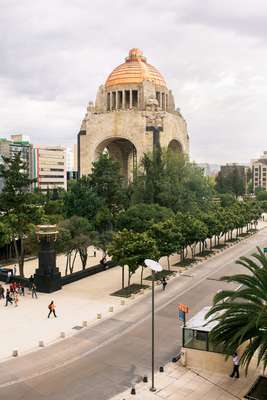 Monument to the Revolution on Plaza de la República