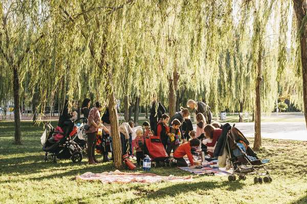 Family picnic at the Parc del Centre del Poblenou