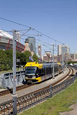 Hiawatha Line train passing Metrodome station