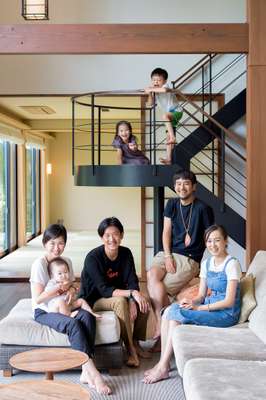 Chigira and Toda families