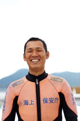 Fellow JCG diving instructor