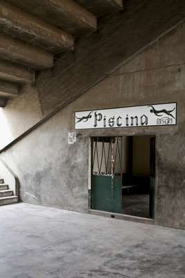 Pool entrance at  Ferroviário de Maputo 