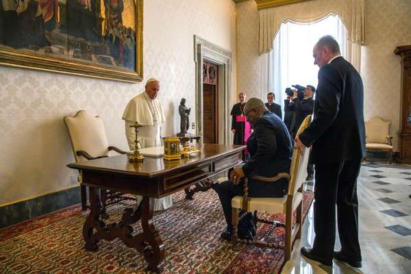 The Pope welcomes Sir Rodney Williams, governor-general of  Antigua and Barbuda, to the Holy See