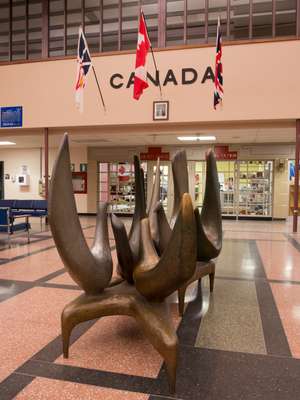 The ‘Welcoming Birds’ bronze sculpture by artist Arthur Price