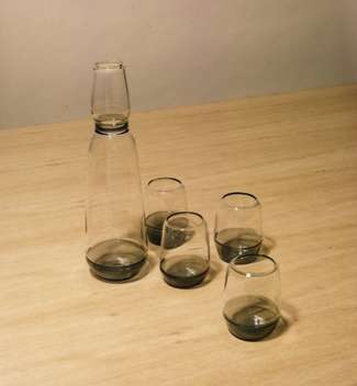 Grigia/glassware