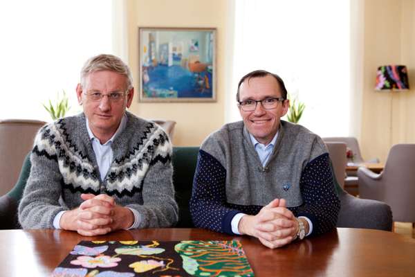 Foreign Ministers Carl Bildt (left) and Espen Barth Eide 