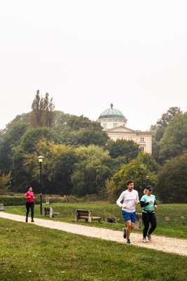 Joggers in Arkadia Park