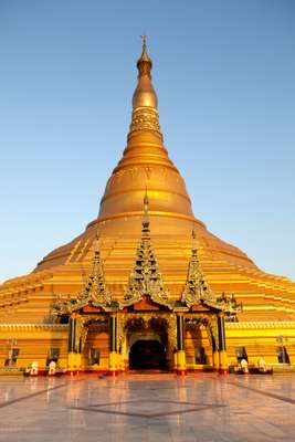 Uppatasanti Pagoda in Naypyidaw