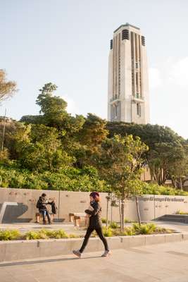 The New Zealand National War Memorial looks over the Dominion Building