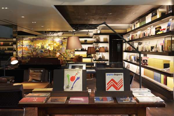 Tsutaya Books’ second-floor Anjin lounge has armchairs, art and ambience