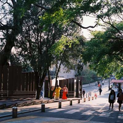 Street scene in Samcheong-dong