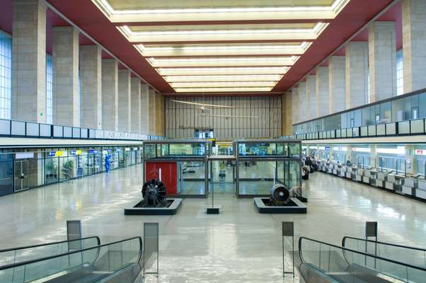 The airport’s main foyer