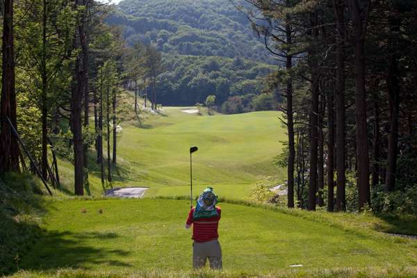 Tee shot at Ananti