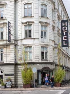 1_55a9863_js_cph_hotels_crop.jpg