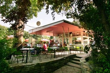 1_pavillon-outdoor-001_crop.jpg