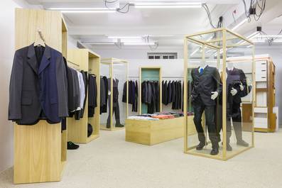 dsm-aw20-second-floor-cdg-homme-deux_1600.jpg
