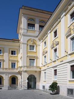 kra_mtm_exterior.jpg