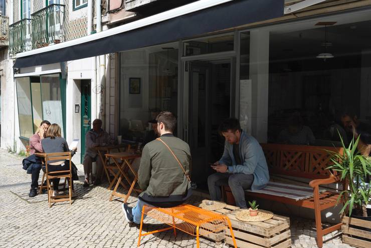 pedro_lisbon-tg_f-and-d_heim-cafe_1789.jpg