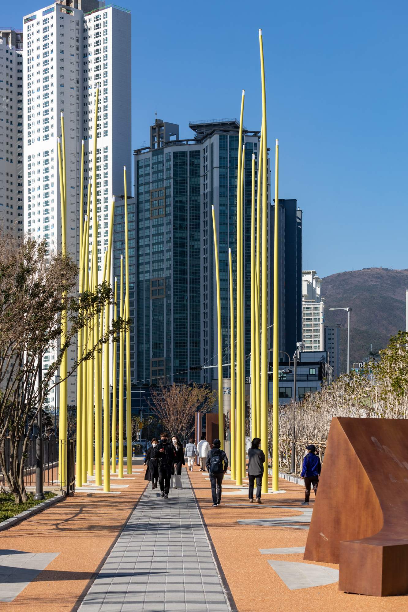 10-blue-line-park-busan-migliore+servetto-architects-cjaeyoung-park.jpg