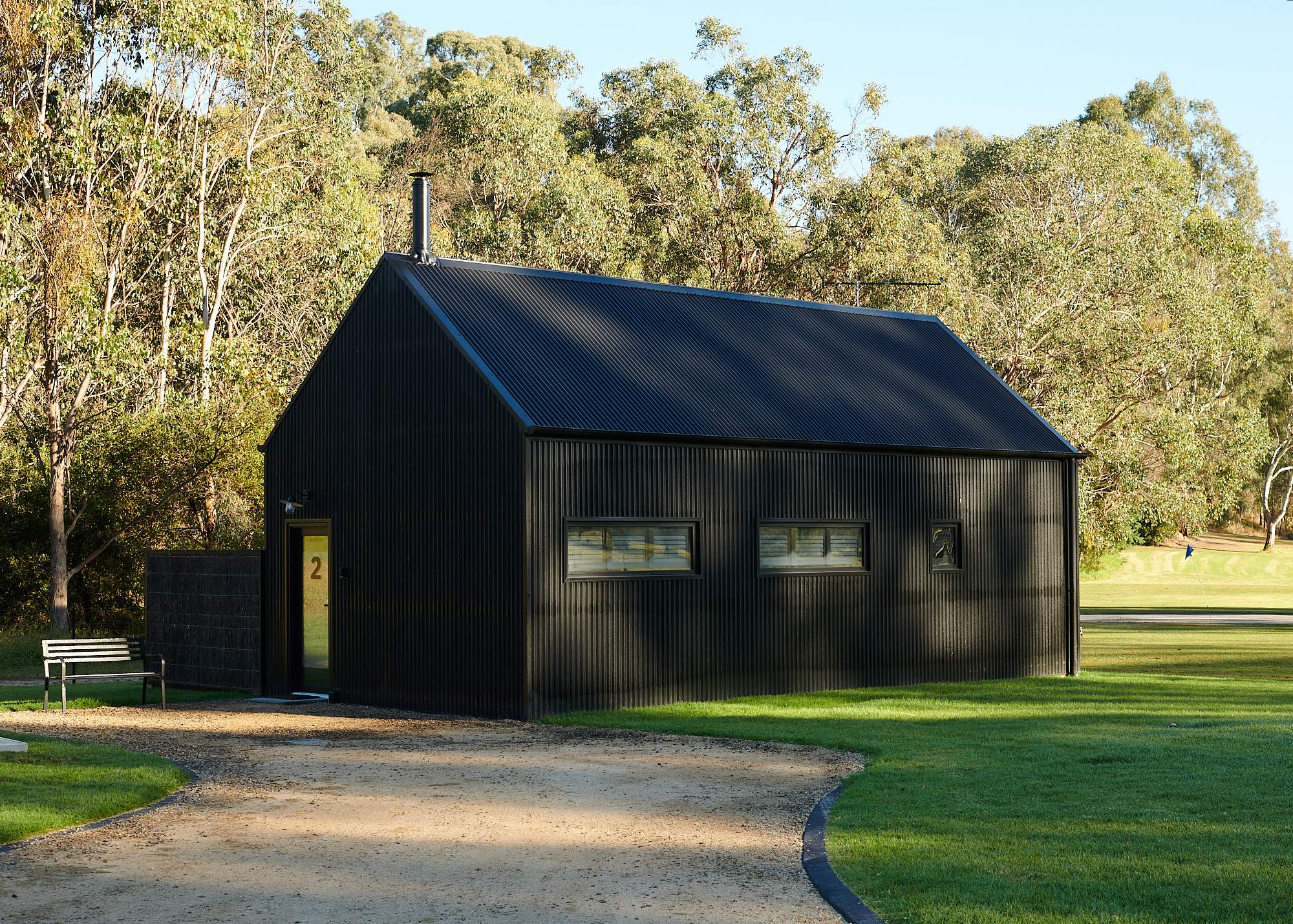 3_black_sheds_9.jpg