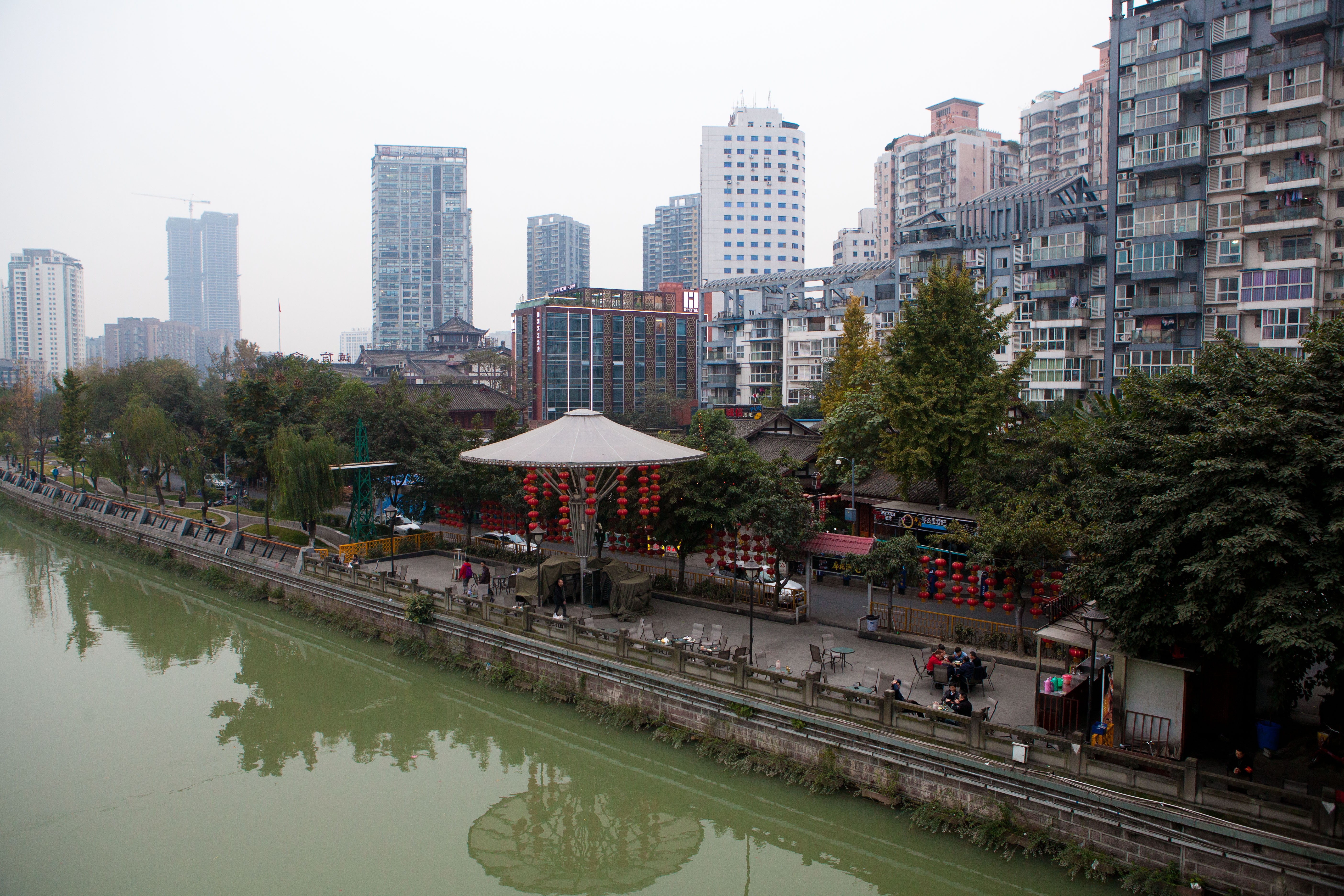 Chengdu: the most fashionable city in China, say local style leaders who  make their own rules