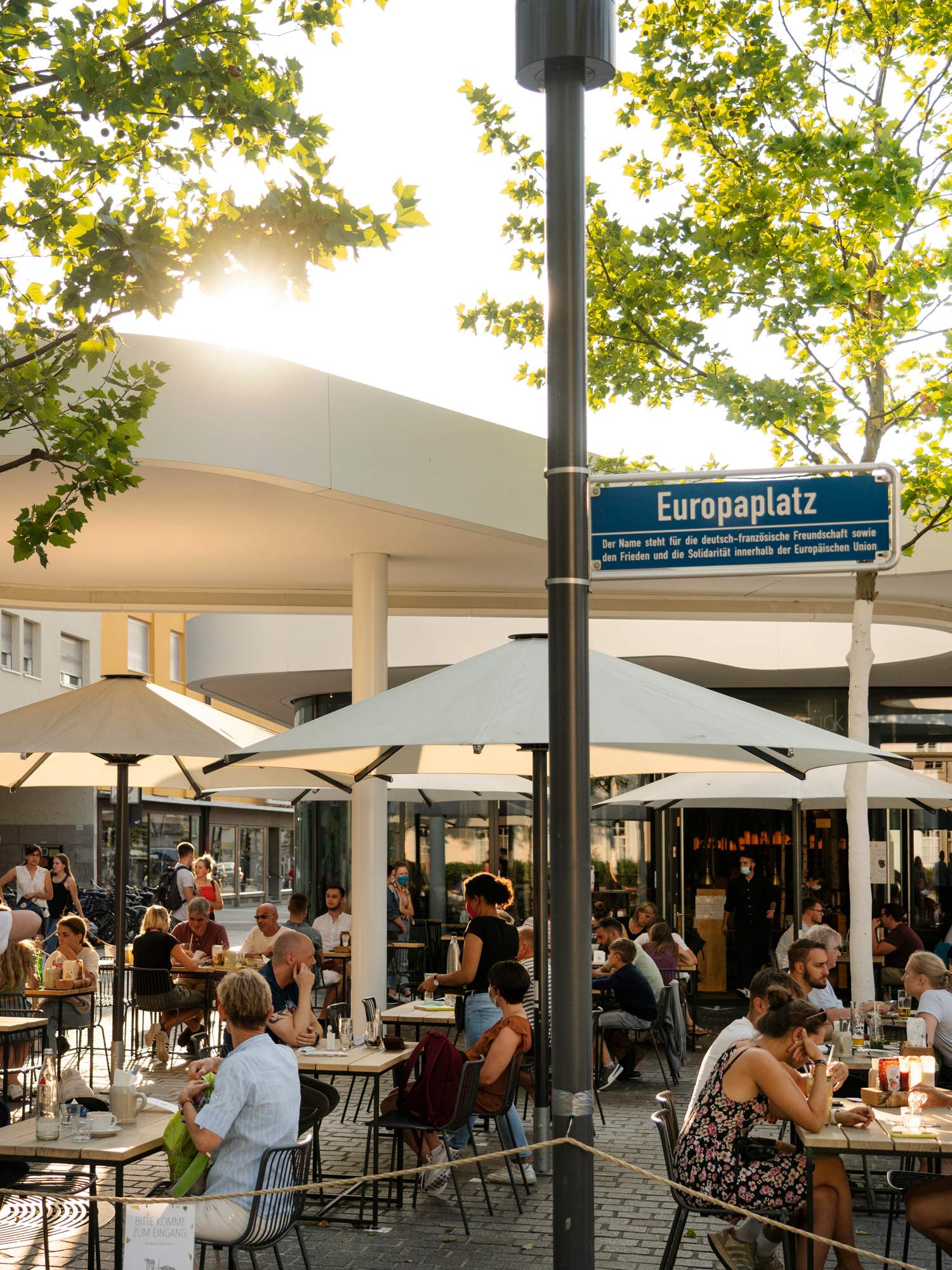 bus-station-europa-platz-freiburg-761.jpg